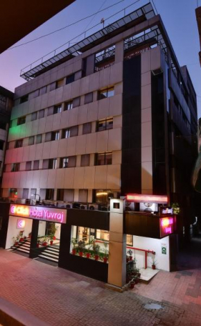Click Hotel Yuvraj